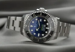 Master the Art of Acquiring Pre-Owned Luxury Watches: A Spotlight on Rolex